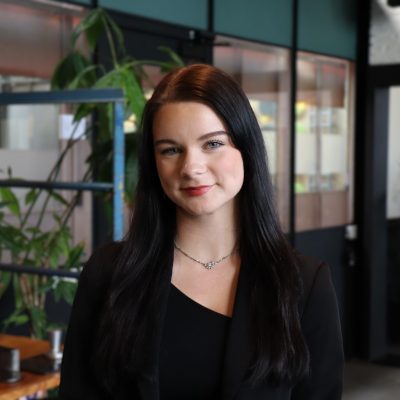 Professional portrait of Brigitte